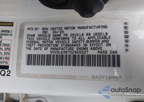 2005 Pontiac Vibe из США, поврежденный, VIN 5Y2SL63875Z465527